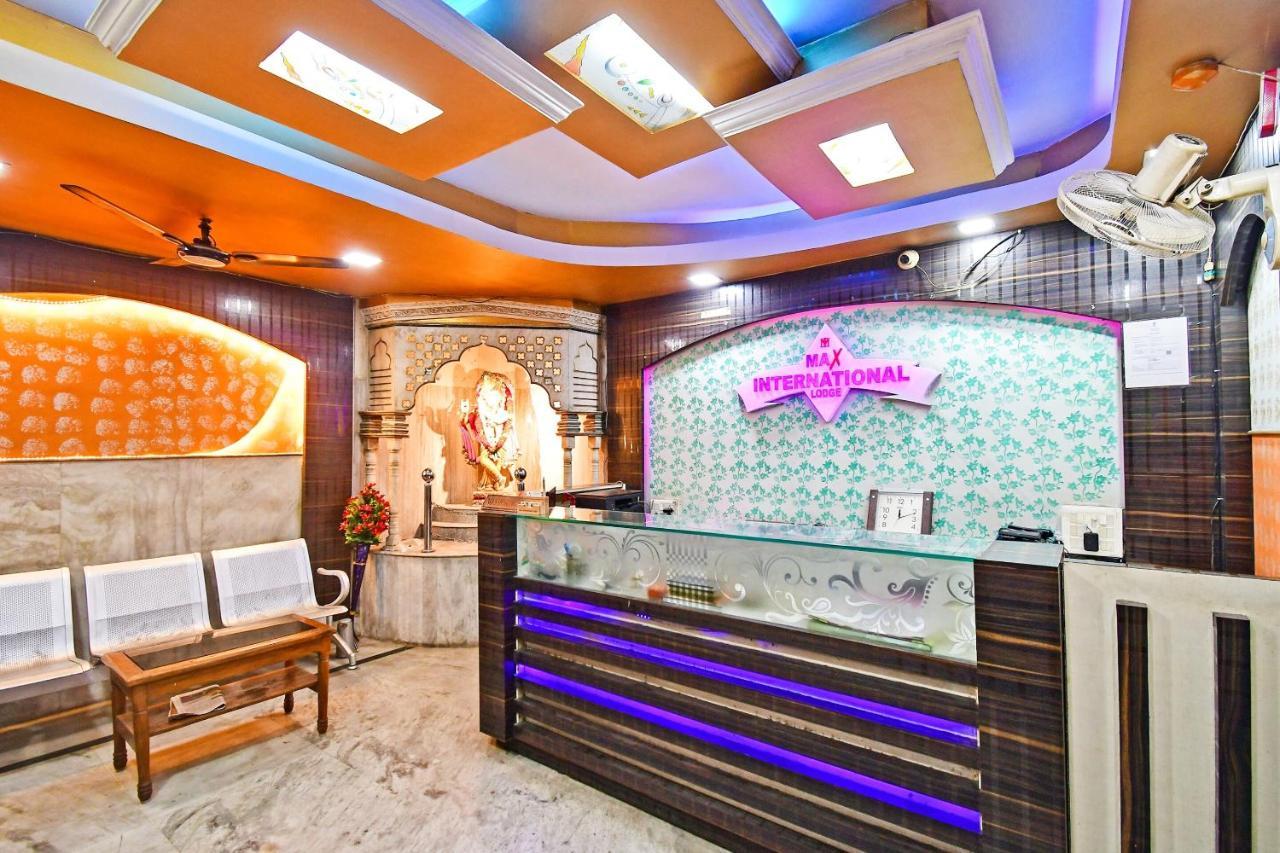 Oyo 85829 Max International Hotell Kolkata Eksteriør bilde